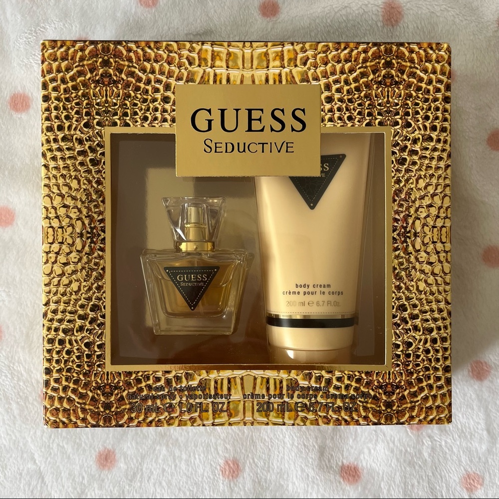 GUESS SEDUCTIVE SPRAY AND BODY CREAM SET